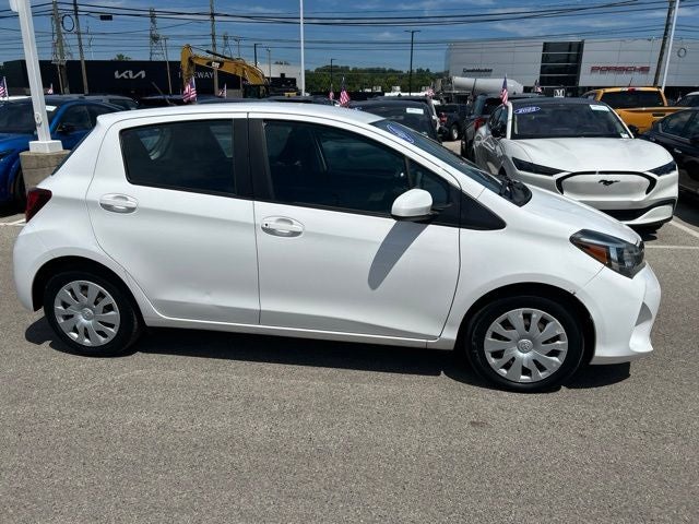 2017 Toyota Yaris L