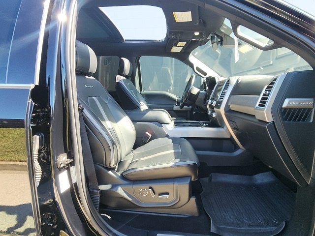 2018 Ford F-350SD Platinum 176 WB