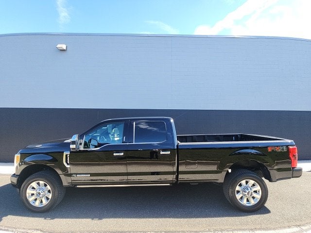 2018 Ford F-350SD Platinum 176 WB