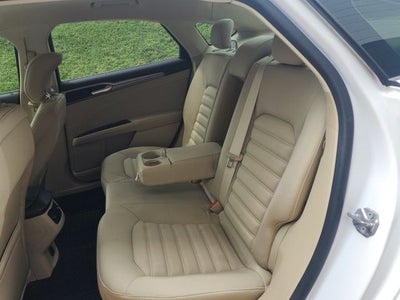 2015 Ford Fusion SE