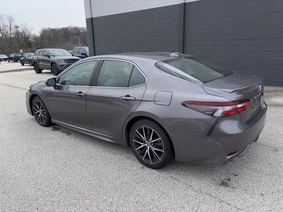 2023 Toyota Camry Hybrid SE