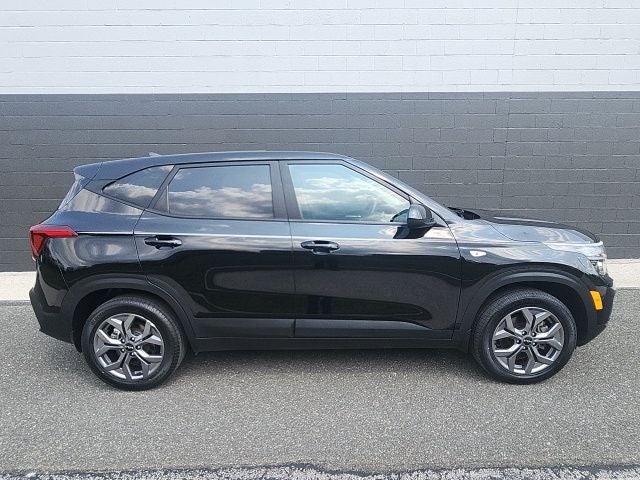2024 Kia Seltos LX